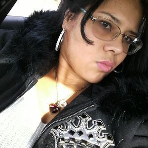 Meet your Posher, Crystal